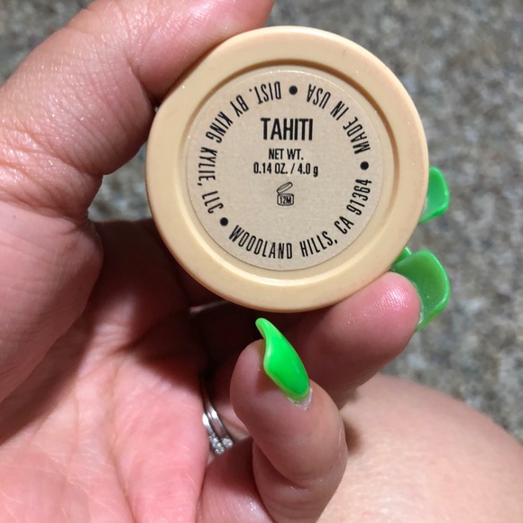 Kylie cosmetics loose highlighter - Picture 2 of 3